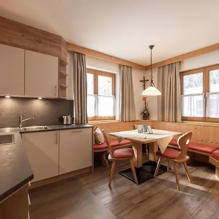 Landhaus Pfurtscheller *